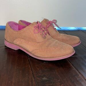 Cole Haan wingtip shoe brown/beige and pink 7.5